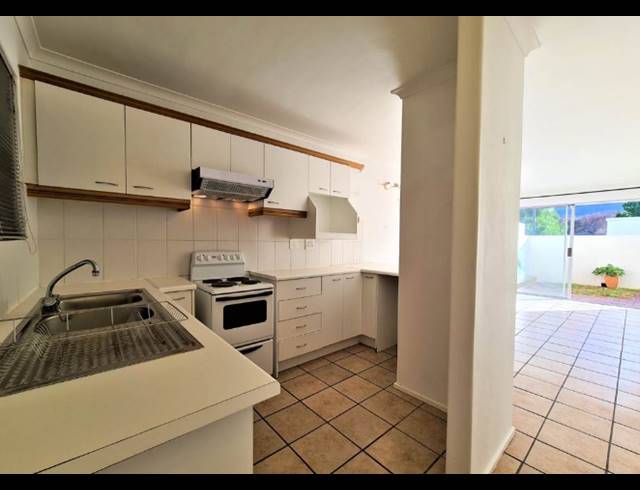 2 bed property to rent in RONDEBOSCH